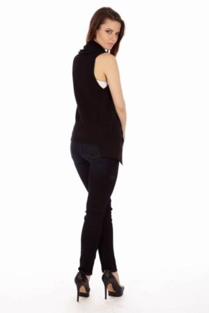 Black Sleeveless Flyway Pocket Cardigan